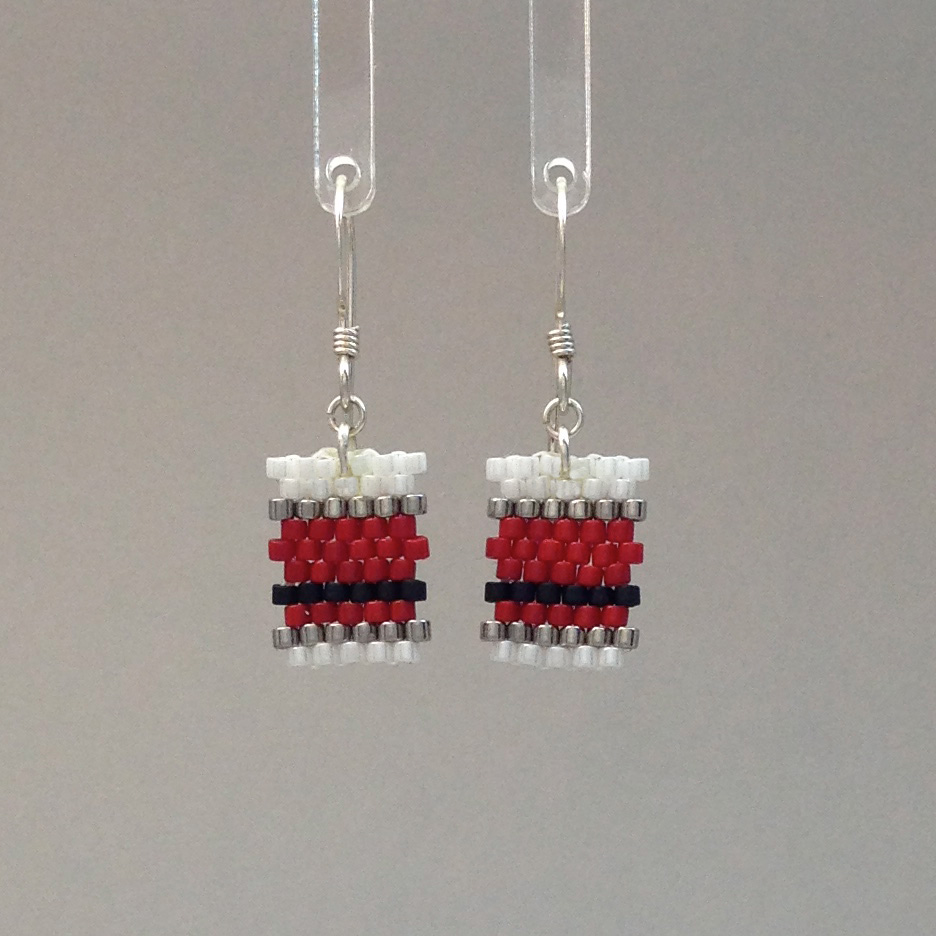 Short Earring White/Red/Black